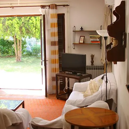 Casa Fontera 度假居 罗维尼